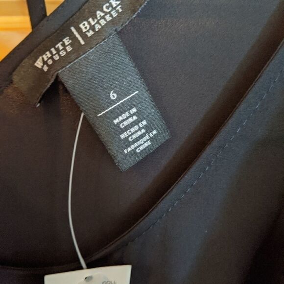 WHBM DRAPEY SURPLICE DRESSSTYLE: 570170001  - Picture 6 of 7